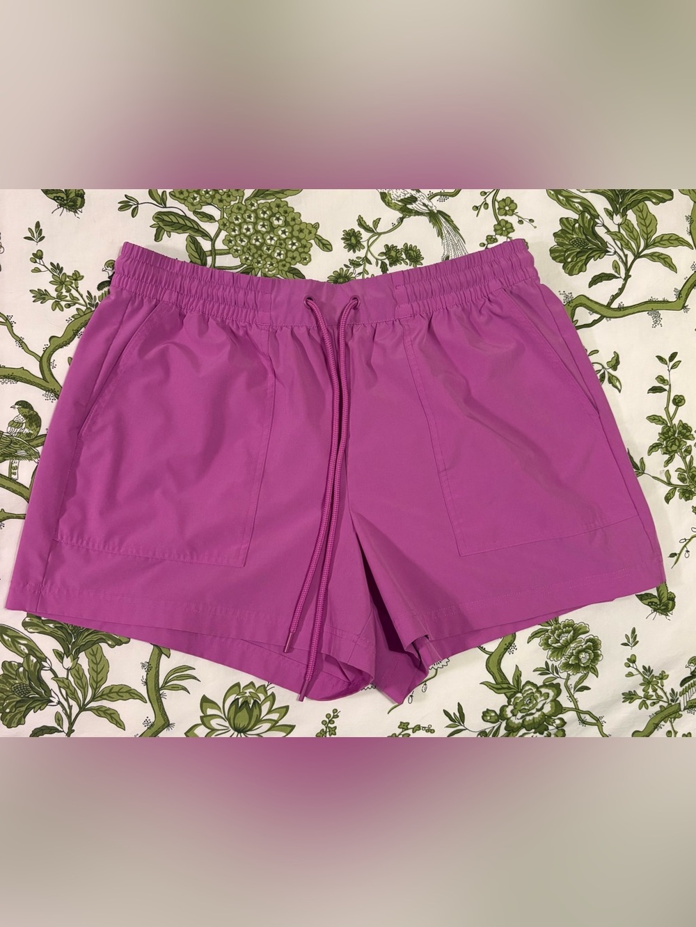 Lou & Grey Drawstring Casual Shorts